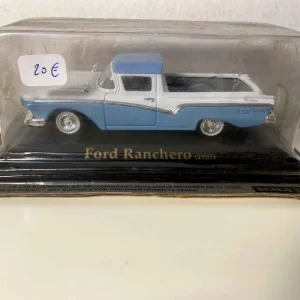 Ford Ranchero blu e bianca del 1957 (auto americana)