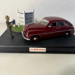 Ford Vedette bordeaux - Nationale 7 - La strada blu