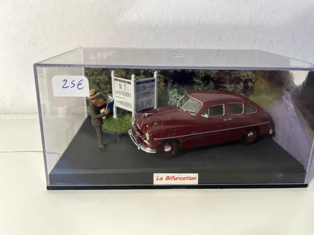 Ford Vedette bordeaux - Nationale 7 - La strada blu