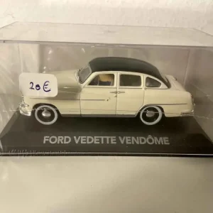 Ford Vedette Vendôme bianca con tetto nero