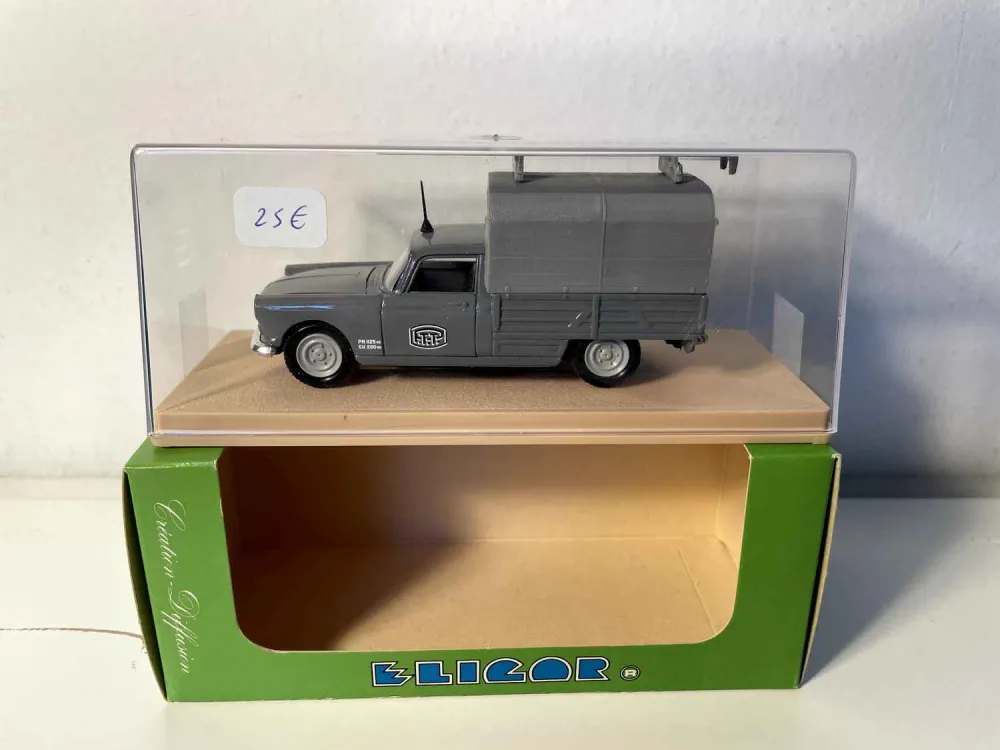 Furgone grigio Peugeot 404 del 1964 PTT / TELEFONO (Eligor)