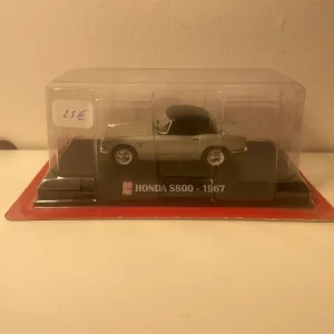 Honda S800 grigia del 1967