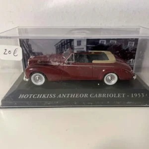 Hotchkiss Anthéor decappottabile color bordeaux del 1953