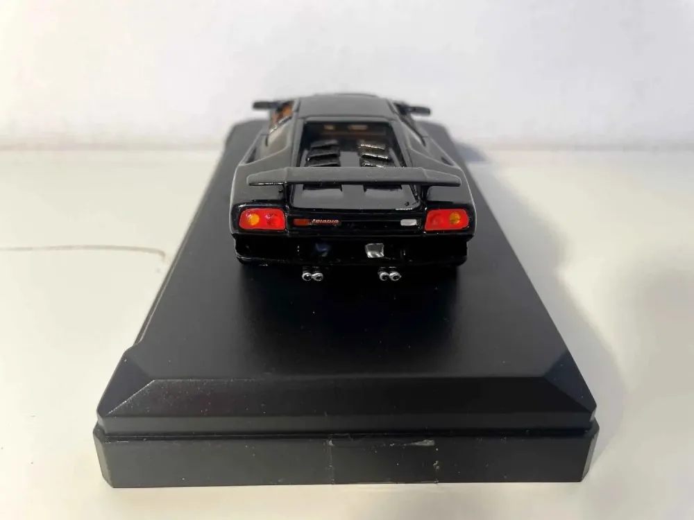 Lamborghini Diablo nera