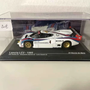 Lancia LC2 bianca, blu e rossa numero 4 (24 Ore di Le Mans 1985)