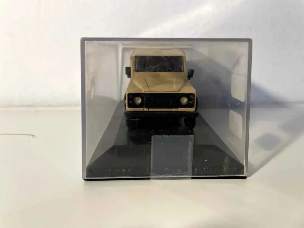 Land Rover Defender Military Light Brown (Collezione Solido)
