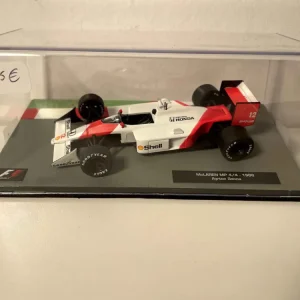 McLaren MP 4/4 bianca e rossa numero 12 del 1988 (Formula 1)