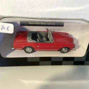 Mercedes-Benz 280SL rossa del 1968