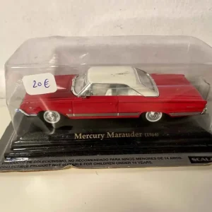 Mercury Marauder rossa del 1964 (auto americana)