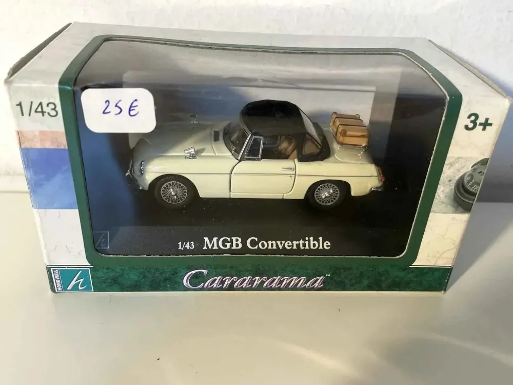 MGB decappottabile color crema