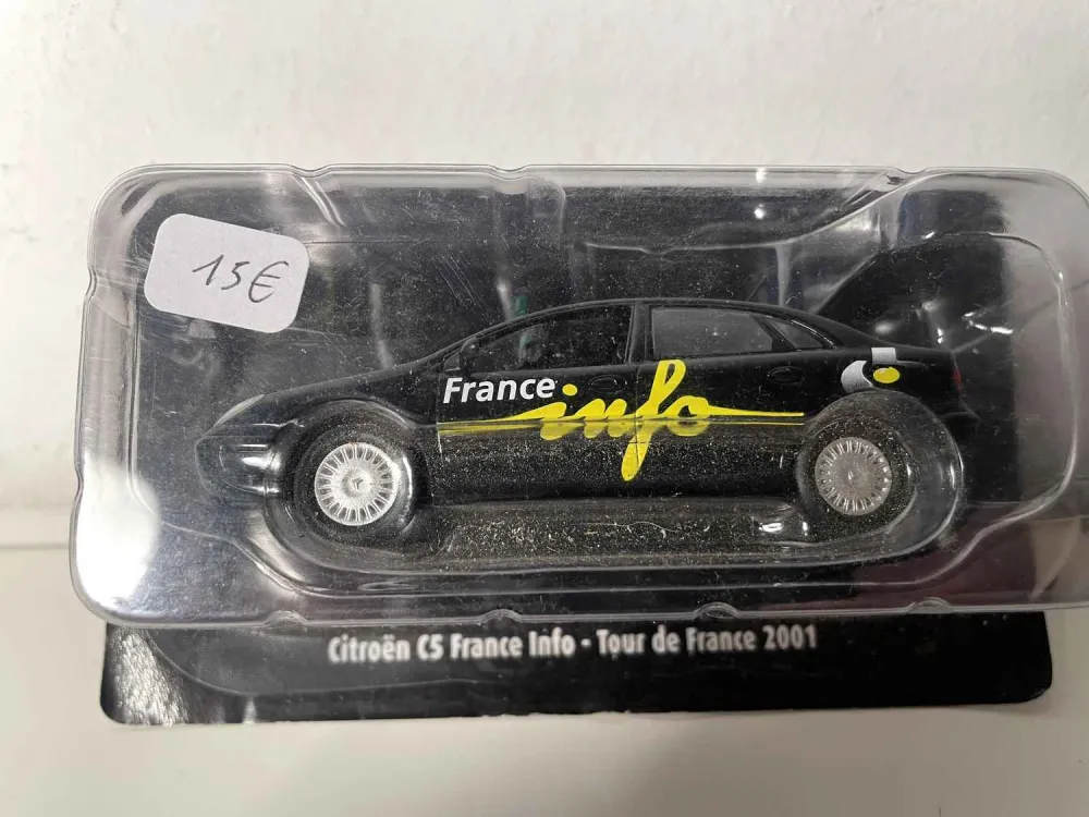 Nera Citroën C5 "France Info" Tour de France 2001