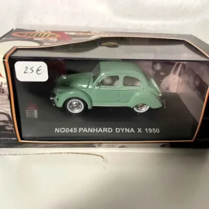 Panhard Dyna X 190 verde (riferimento n. 045)