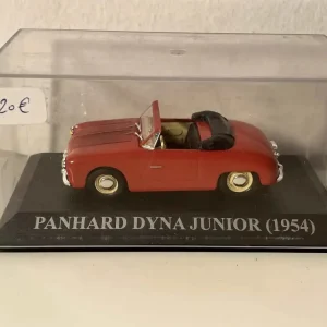 Panhard Dyna Junior rossa del 1954