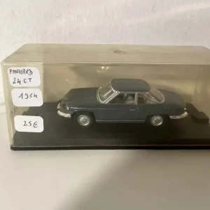 Panhard 24 CT grigio del 1964 (Vérem)