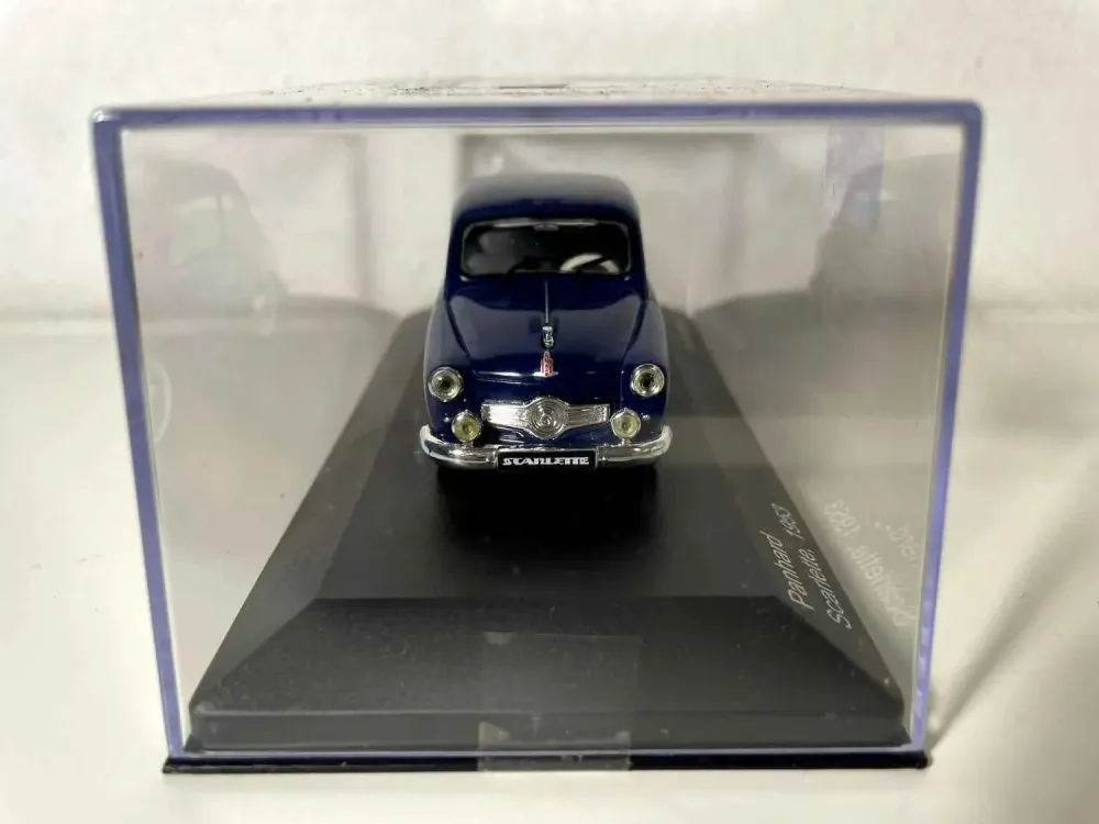 Panhard Scarlette blu del 1953