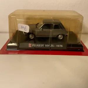 Peugeot 104 ZS grigio scuro del 1976 (blister) AUTO-PLUS