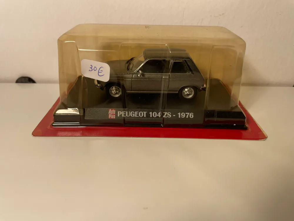 Peugeot 104 ZS grigio scuro del 1976 (blister) AUTO-PLUS