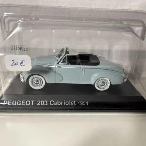 Peugeot 203 decappottabile blu del 1954