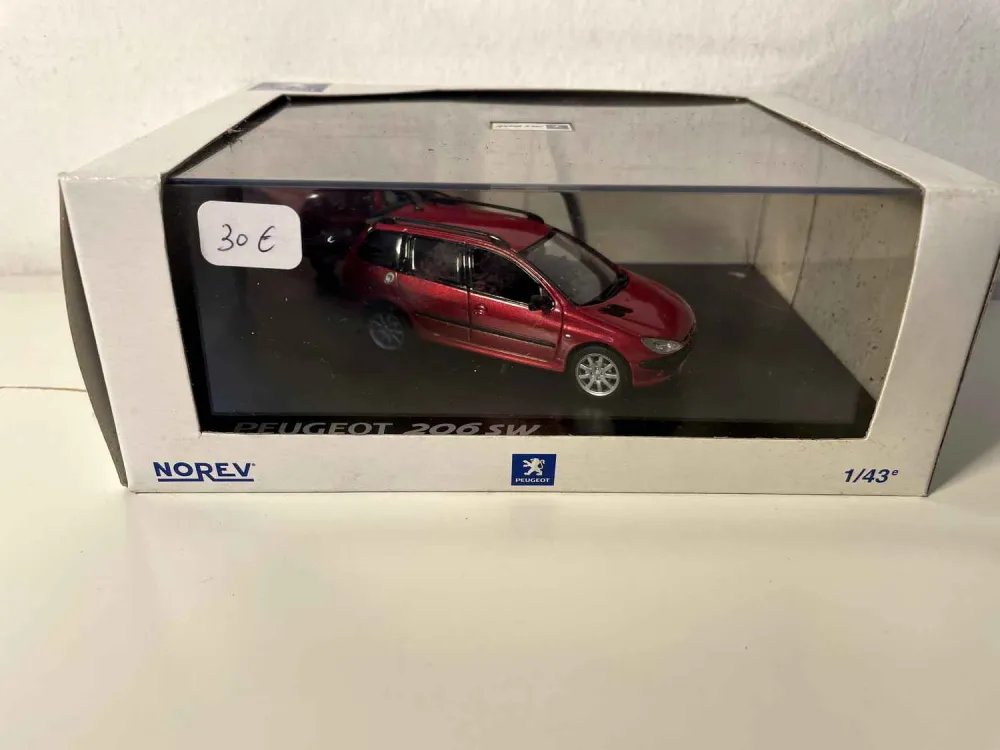 Peugeot 206sw rosso scuro/bordeaux (set di scatole rettangolari) Norev