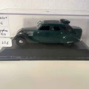 Peugeot 402 Gazogène verde del 1939 (scatola plexi)