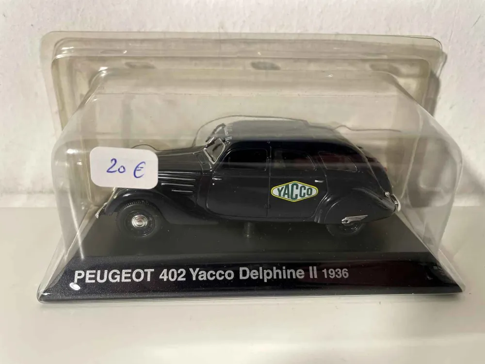 Peugeot 402 Yacco Delphine 2 blu scuro del 1936