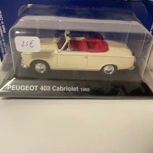 Peugeot 403 decappottabile beige chiaro del 1960 (blister)