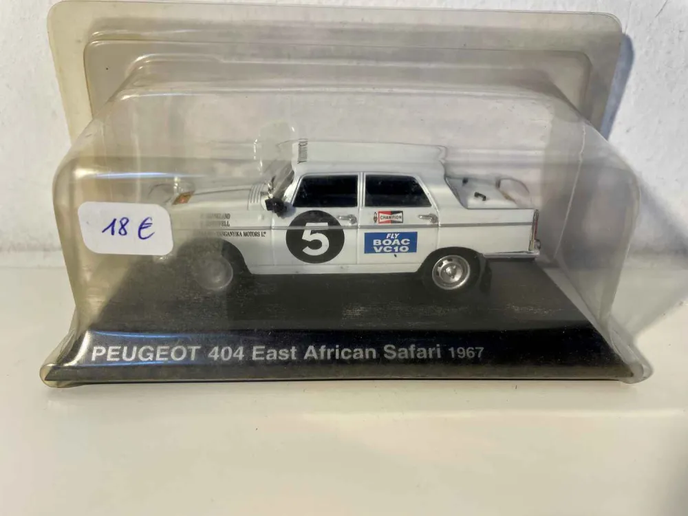 Peugeot 404 East African Safari bianca del 1967 (con numero 5)