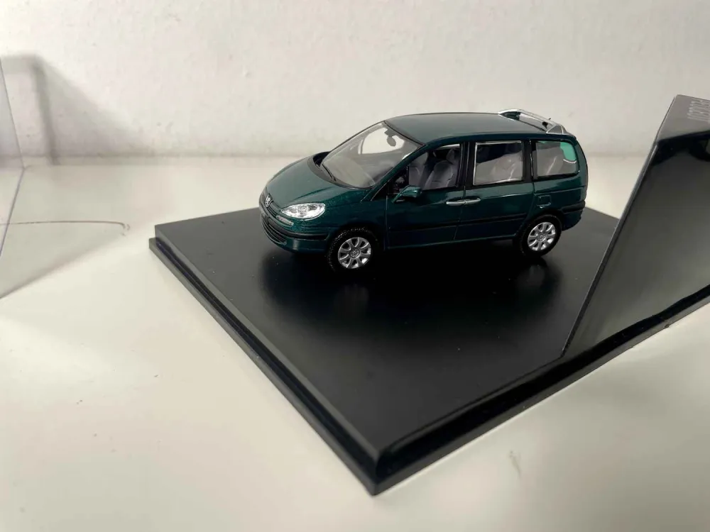 Peugeot 807 verde scuro (set di scatole rettangolari) Norev