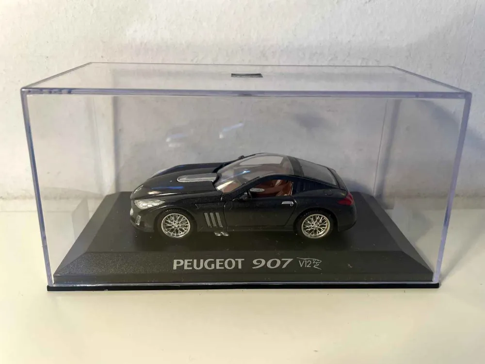 Peugeot 907 V12 nera (norev)