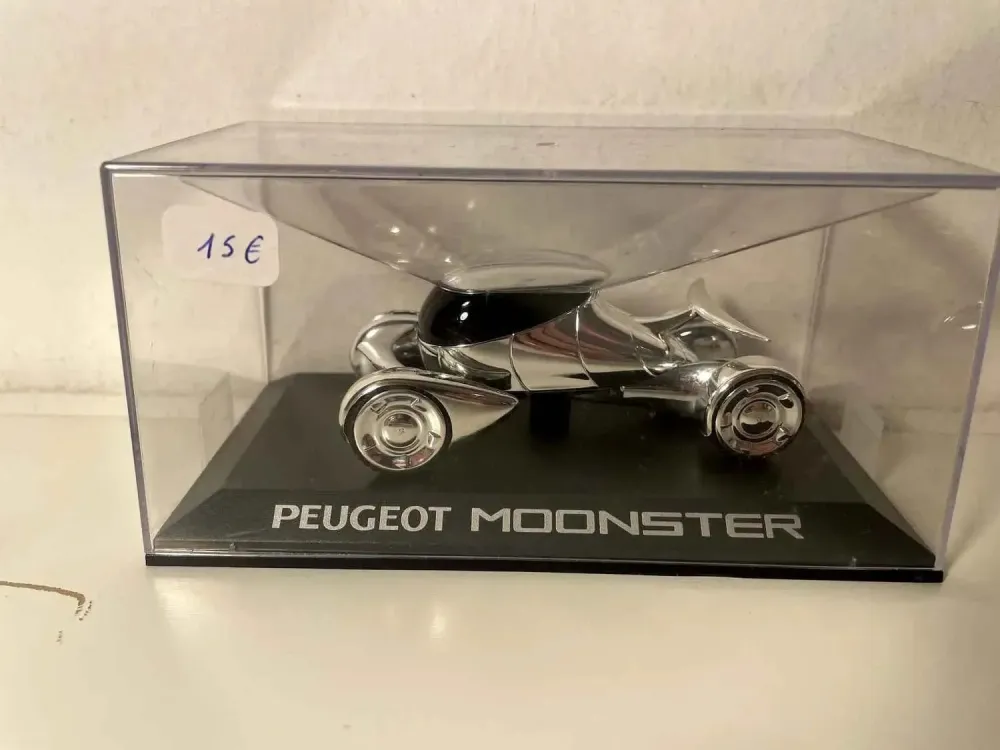 Peugeot Moonster grigio argento