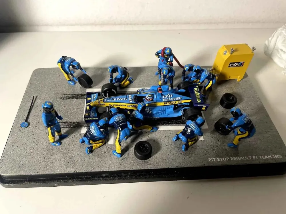 Pit Stop Renault F1 Team anno 2005 (Formula 1)