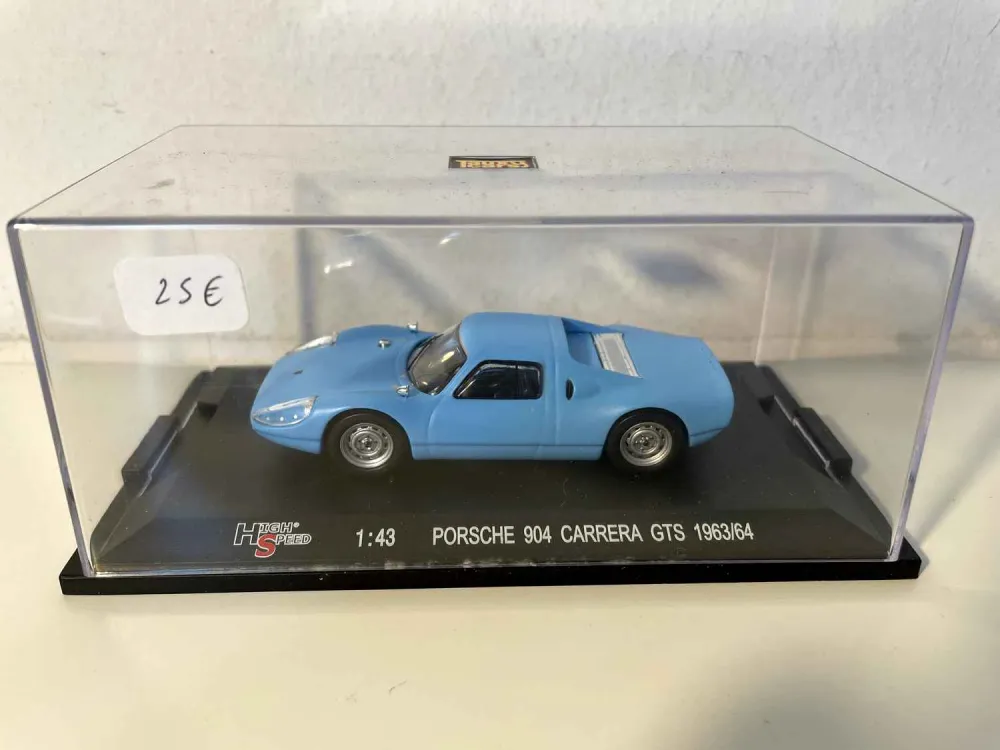 Porsche 904 Carrera GTS blu del 1963/1964 (Tauxycars)