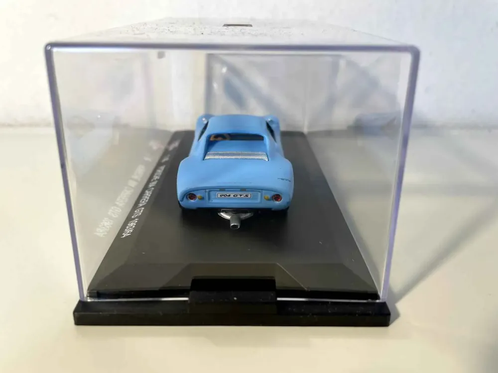 Porsche 904 Carrera GTS blu del 1963/1964 (Tauxycars)