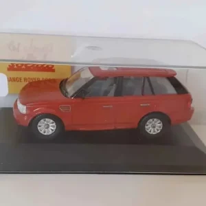 Range Rover Sport rossa del 2004