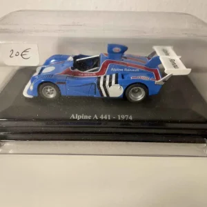 Renault Alpine 441 blu e rossa del 1974