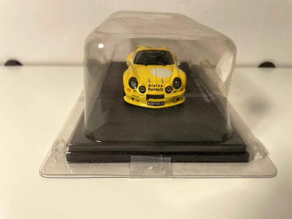 Renault Alpine A110 1800 16S gialla del 1975