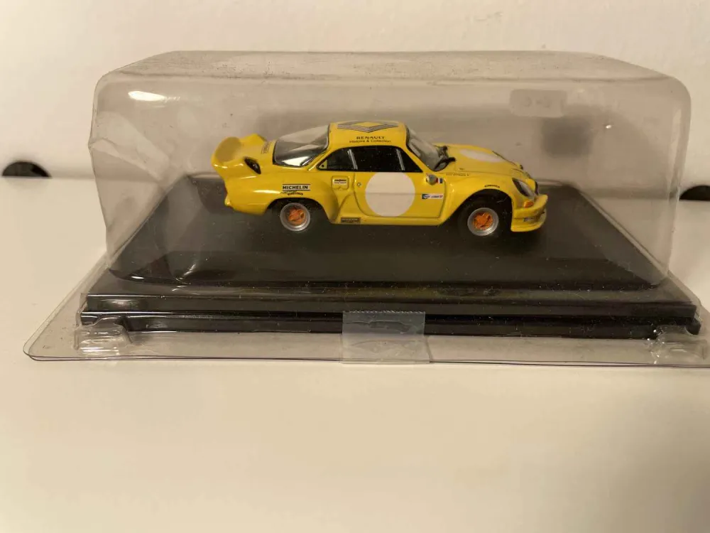 Renault Alpine A110 1800 16S gialla del 1975