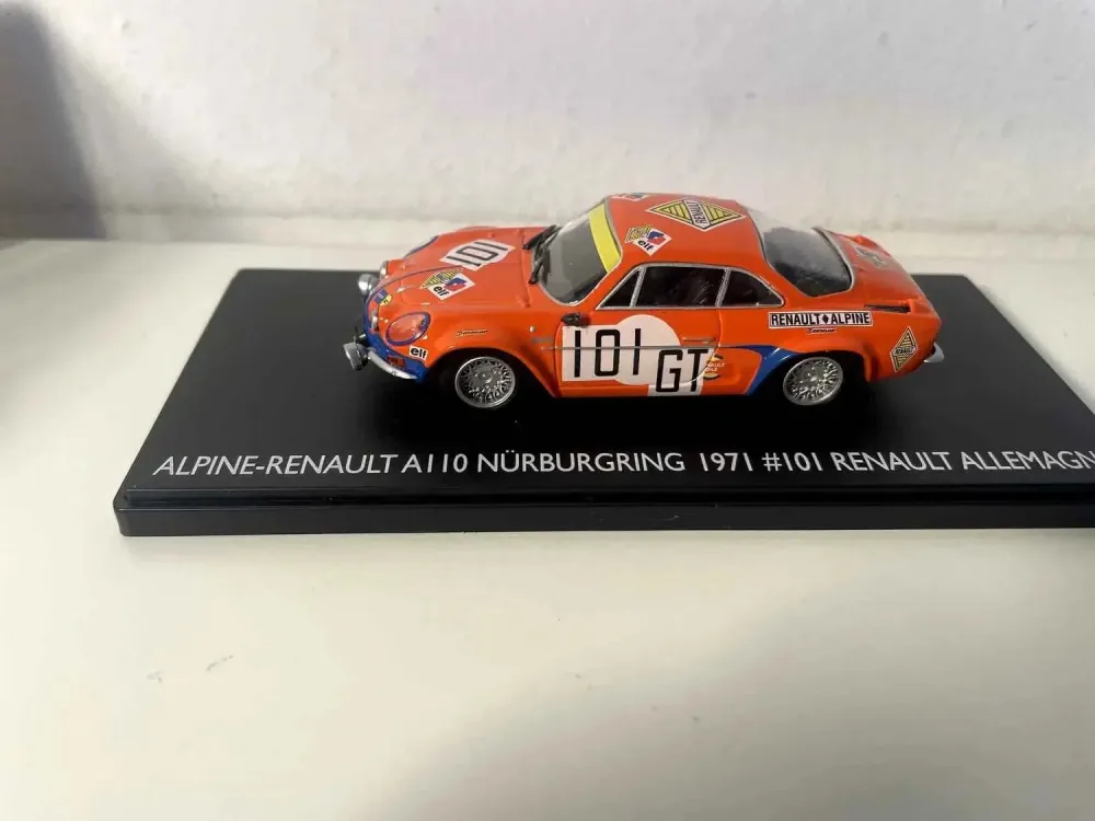 Renault Alpine A110 arancione numero 101 Nürburgring Germania (collezione Monaco)
