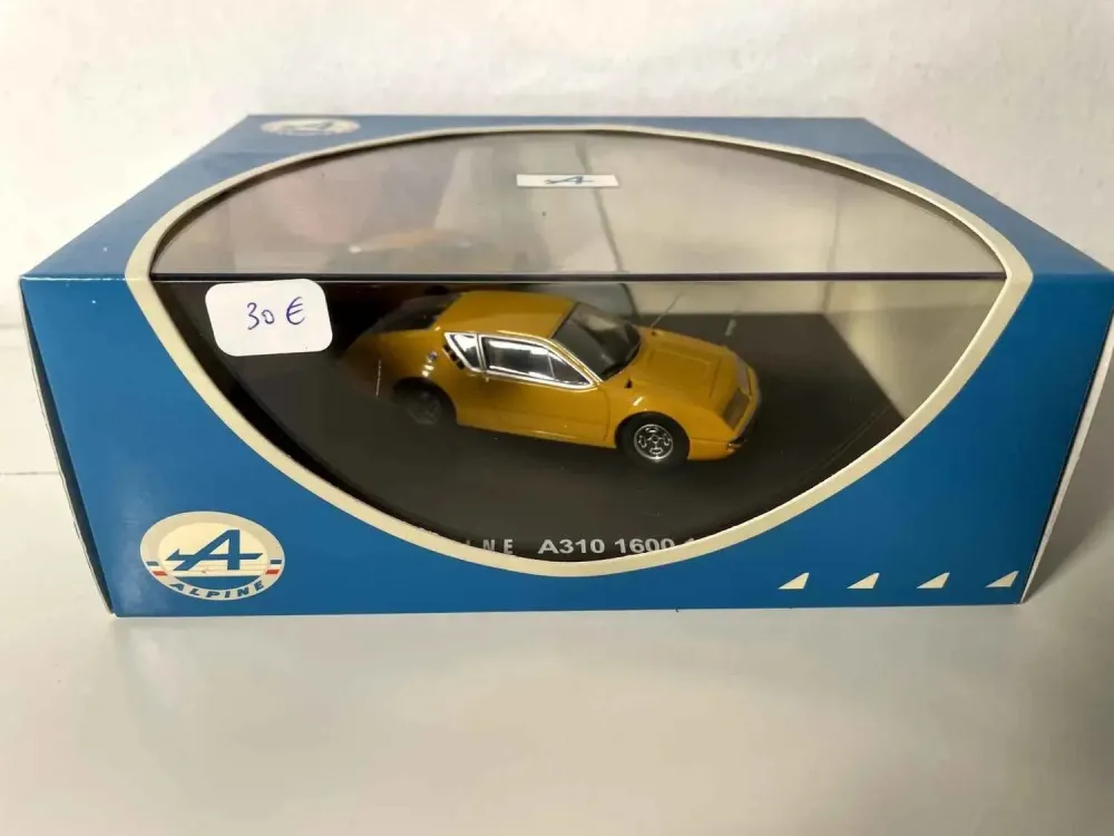 Renault Alpine A310 1600 arancione del 1973 (cofanetto)