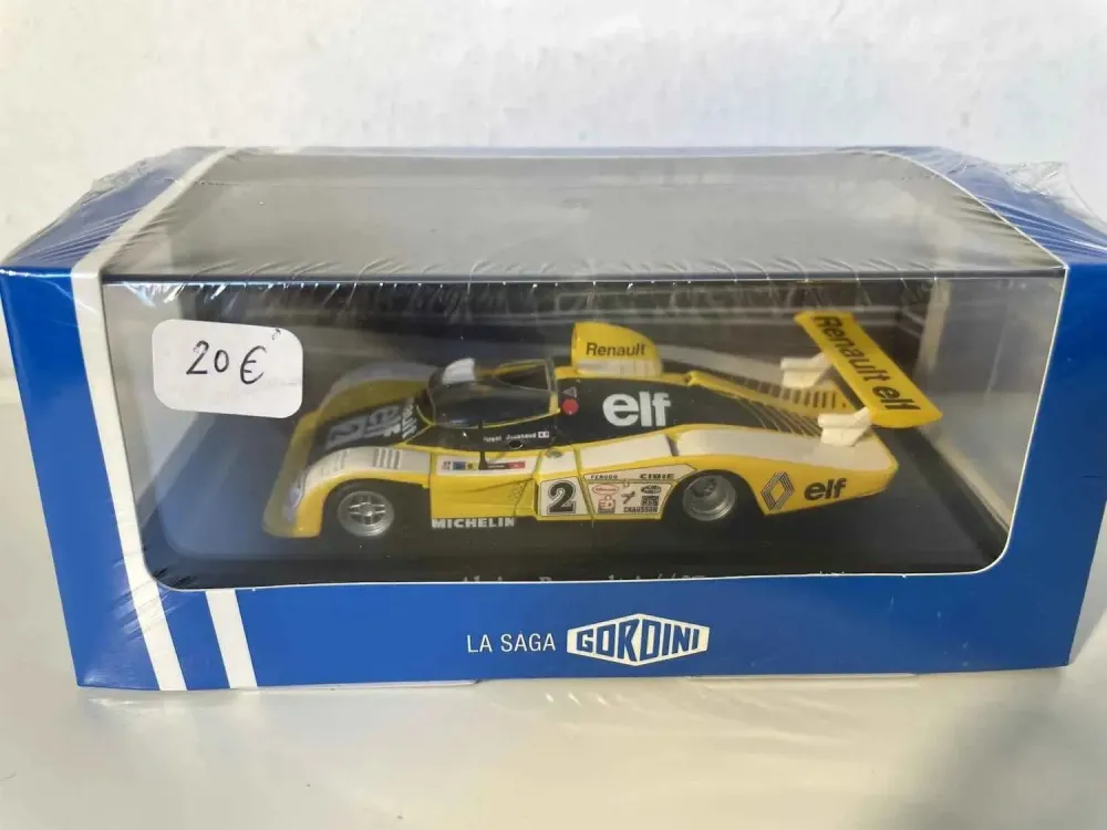 Renault Alpine A442B gialla, nera e bianca (La saga Gordini)