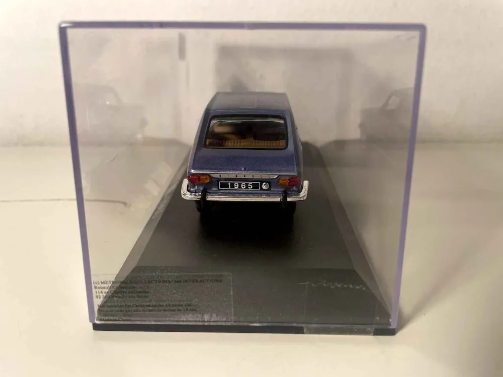 Renault 16 blu del 1965