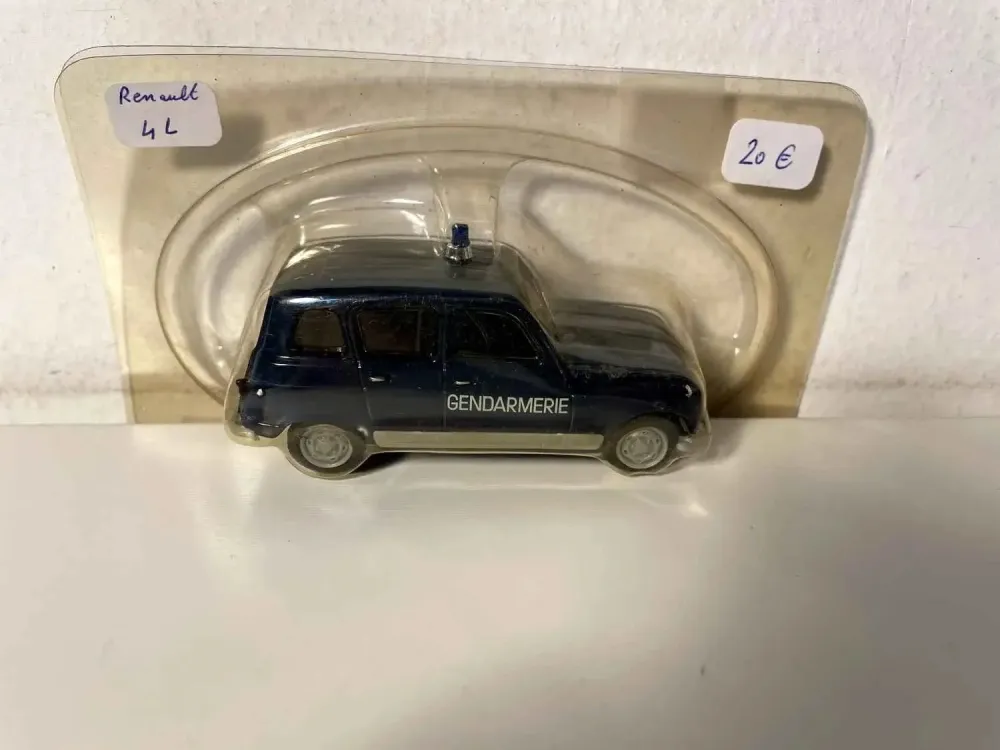 Renault 4L blu GENDARMERIA (blister)