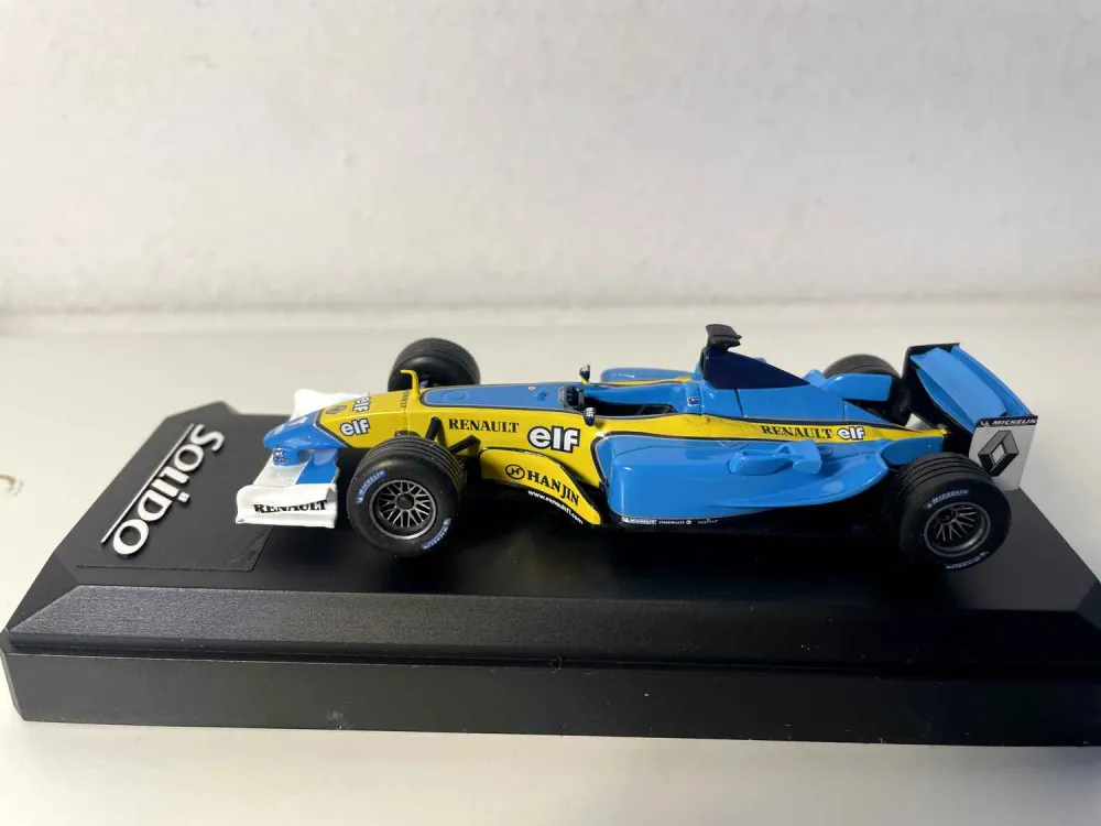 Renault F1 blu e giallo del 2003 (Formula 1) - Riferimento Solido 1594