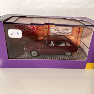 Renault 16 bordeaux (Norev)