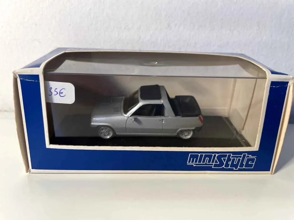 Renault 5 Cabriolet grigia (collezione Ministyle)
