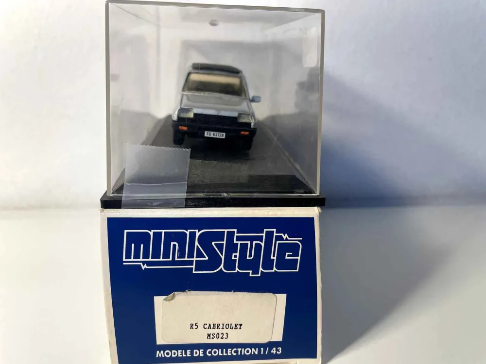 Renault 5 Cabriolet grigia (collezione Ministyle)