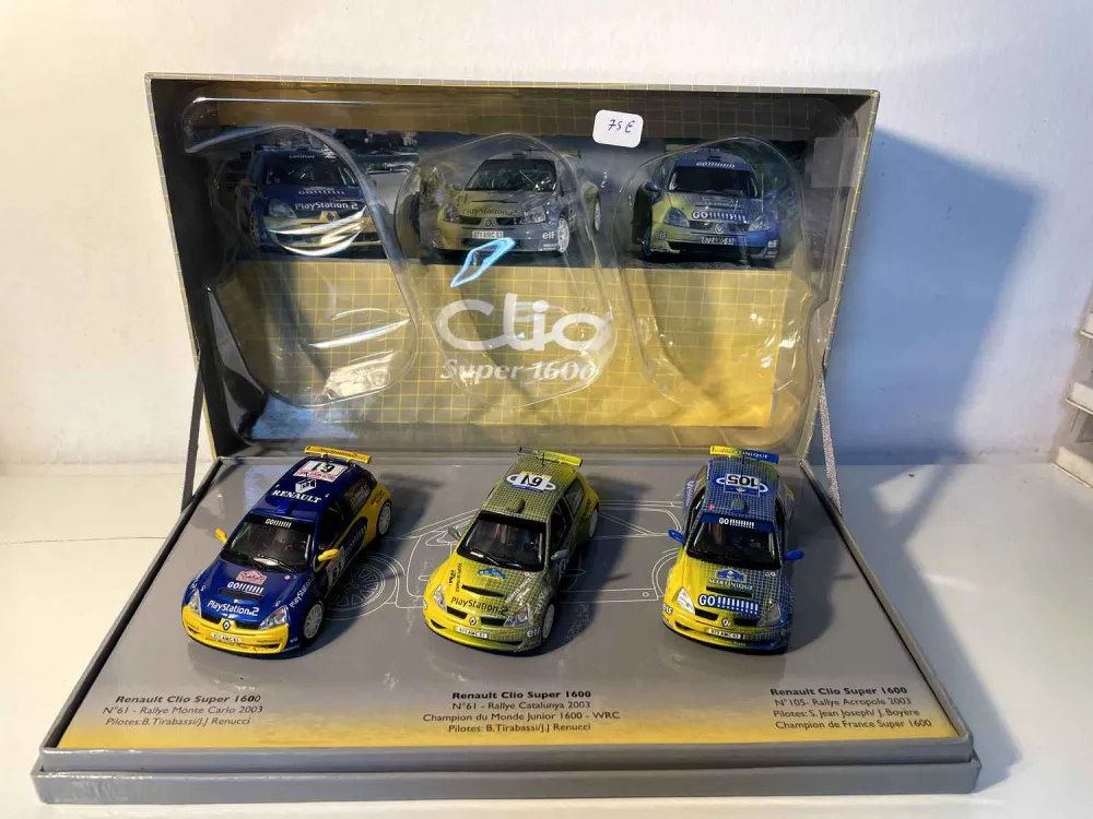 Renault Clio Super 1600 (set da collezione con 3 auto)