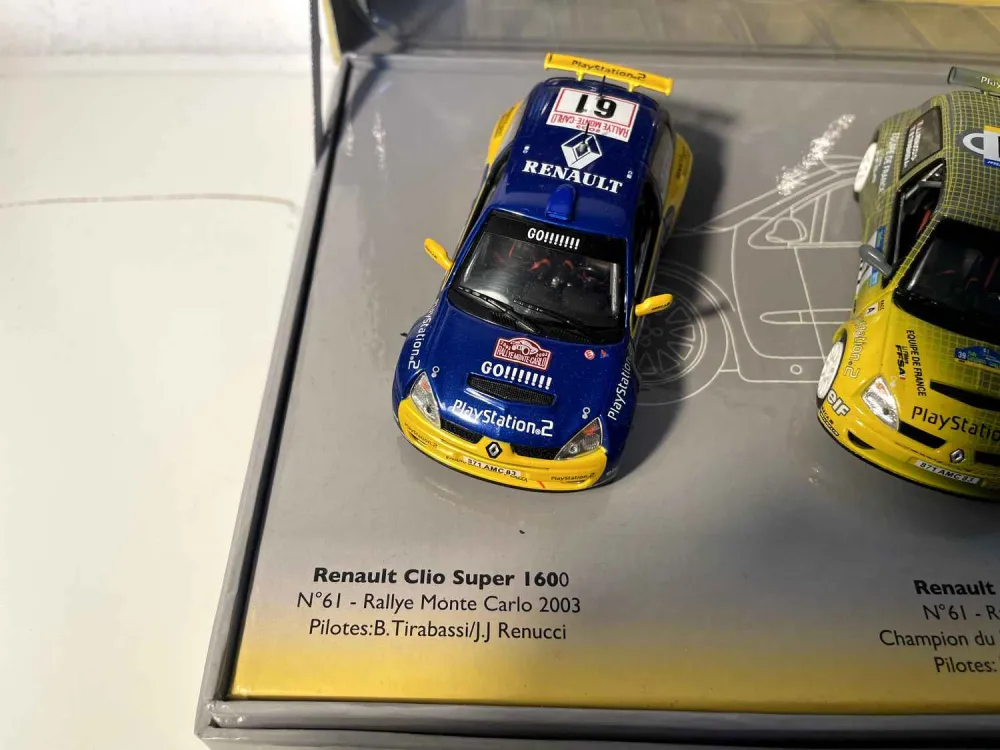 Renault Clio Super 1600 (set da collezione con 3 auto)