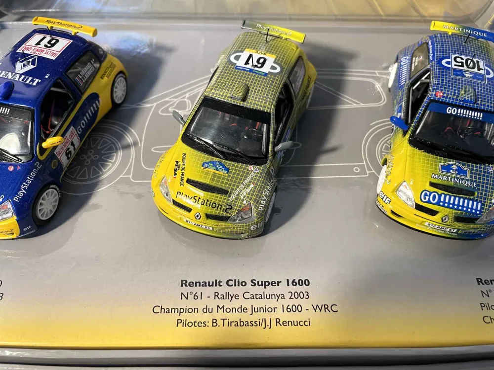 Renault Clio Super 1600 (set da collezione con 3 auto)