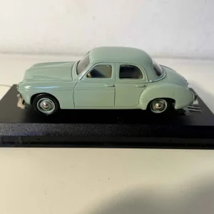 Renault Frégate verde chiaro del 1958